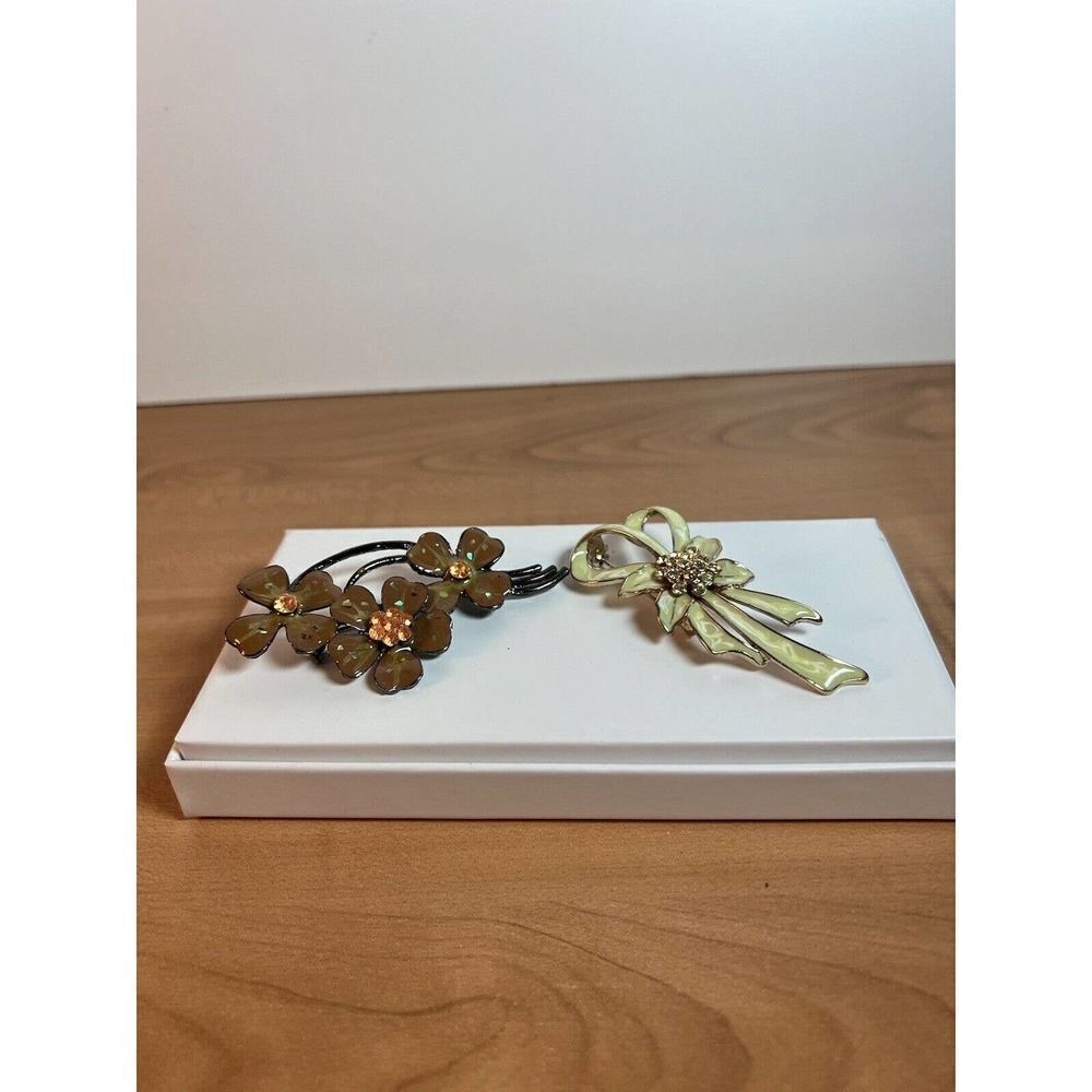 White Swirl Enamel Rhinestone Gold Tone Ribbon Brooch Pin Plus Brown Floral Pin